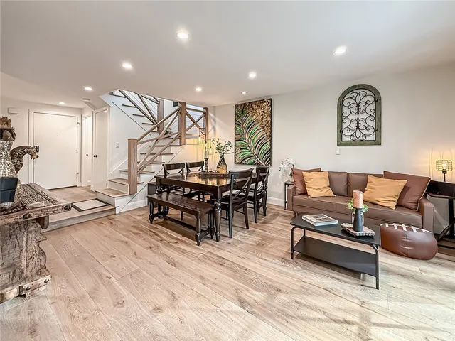 $1,165,000 | 1079 Powderhorn Court, Oak Park, CA 91377