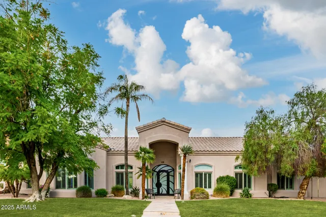 a view of a living room with fireplace