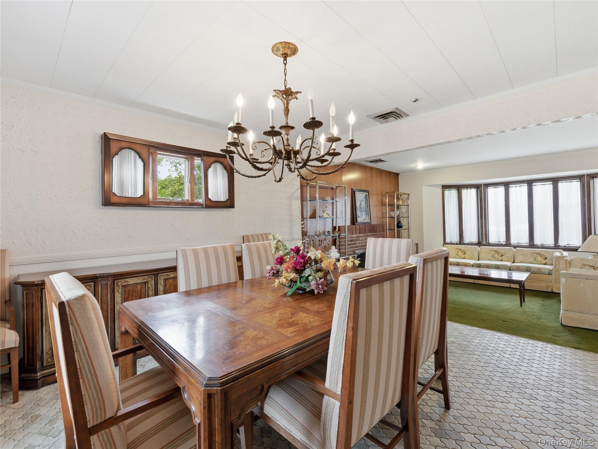 70 Polo Road Massapequa, NY 11758 - Photo 15 of 39