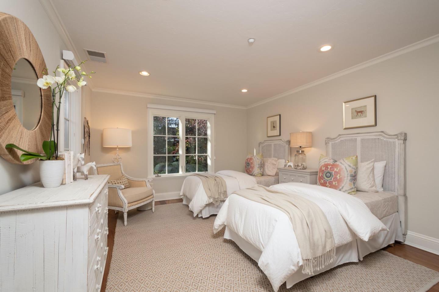 521 Roehampton Road Hillsborough, CA 94010 - Photo 37 of 51