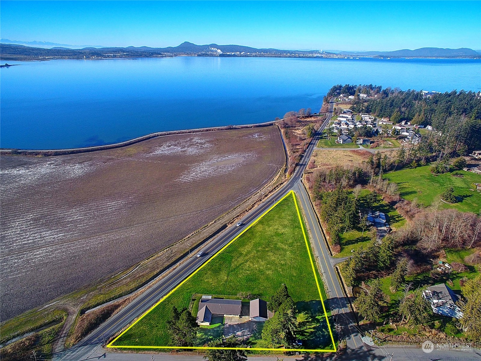 11536 Walker Road Mount Vernon, WA 98273 - Photo 12 of 35