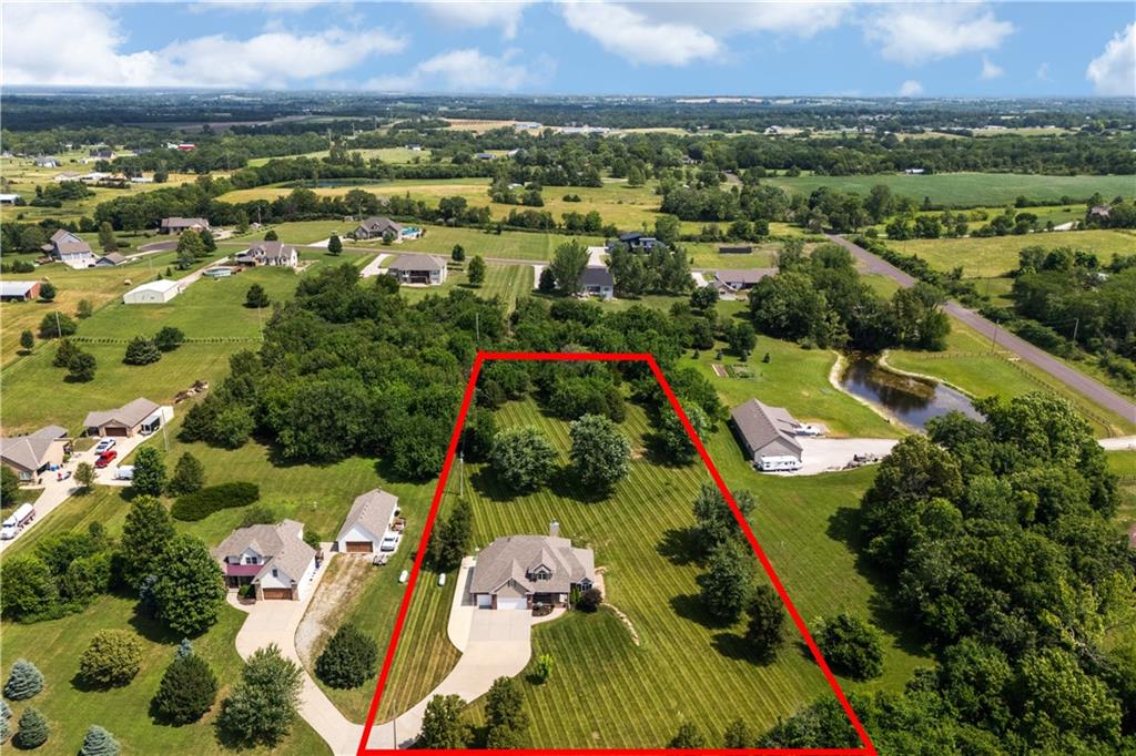 17888 Evans Road Tonganoxie, KS 66086 - Photo 13 of 14