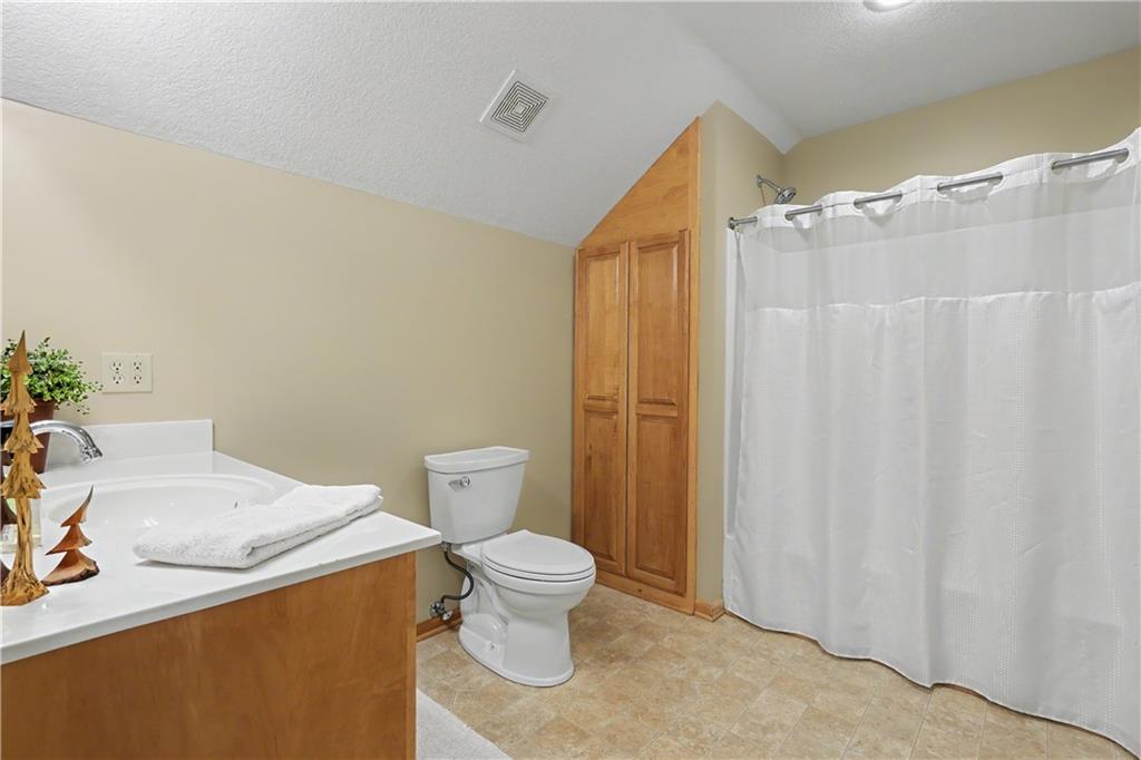 17888 Evans Road Tonganoxie, KS 66086 - Photo 37 of 61
