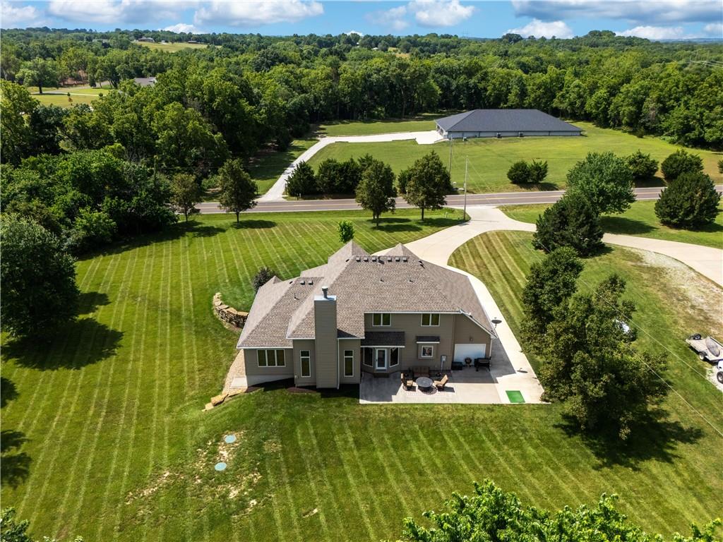 17888 Evans Road Tonganoxie, KS 66086 - Photo 8 of 61