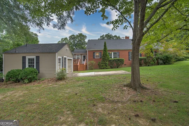 front view of house with a yard