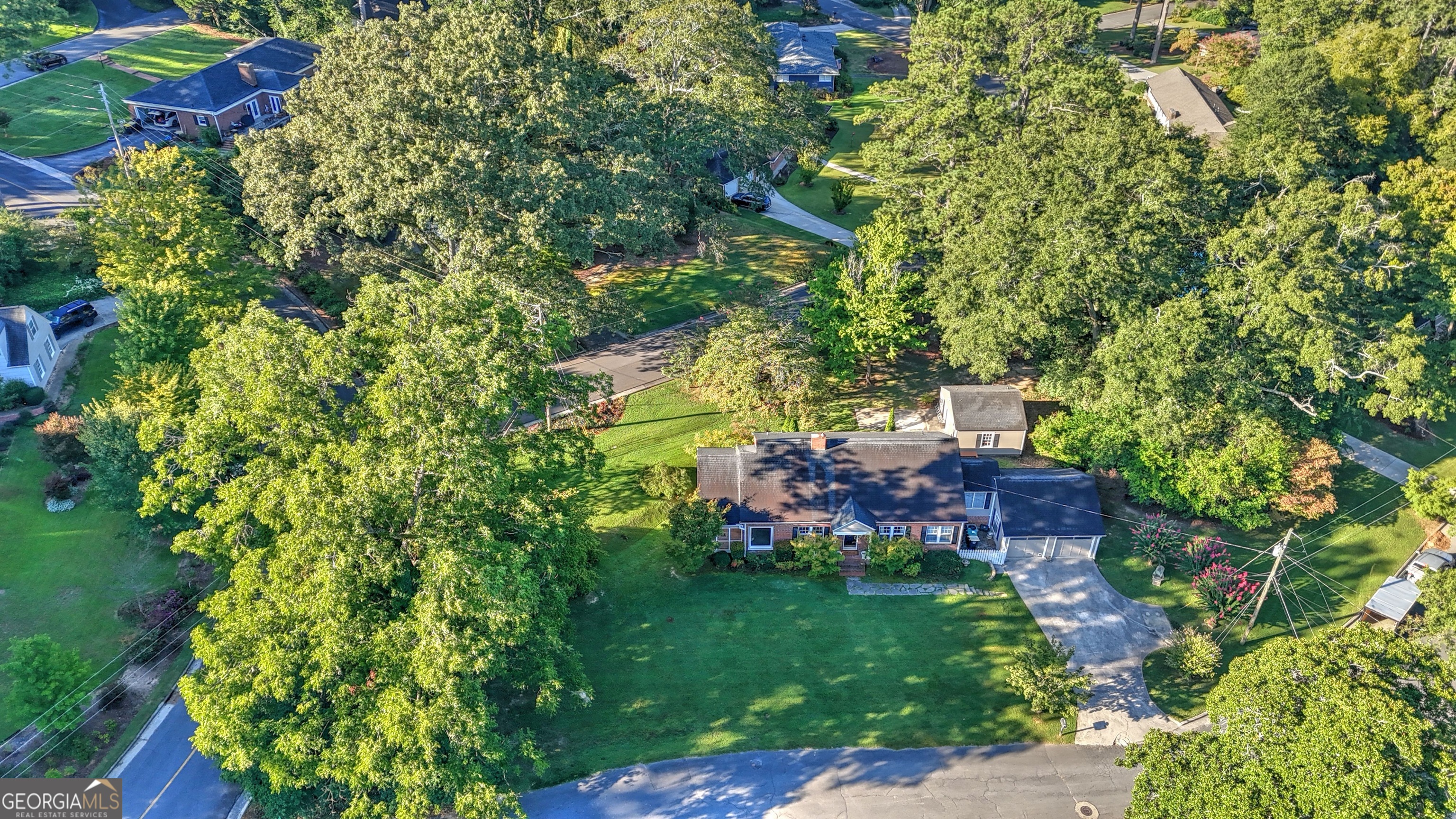 19 Berckmans Lane Southwest Rome, GA 30165 - Photo 25 of 26 a view of a garden with plants