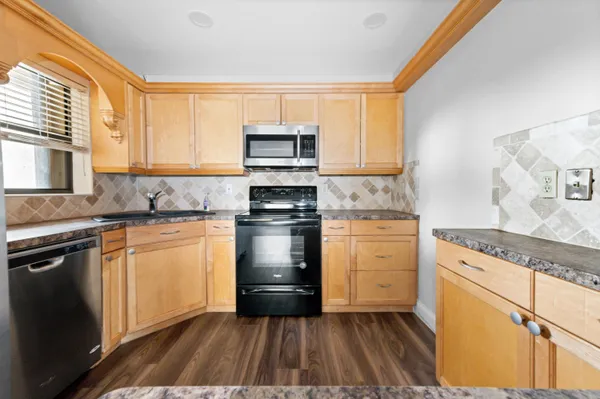 $2,300 | 3757 Cocoplum Circle, Unit 3567, Coconut Creek, FL 33063