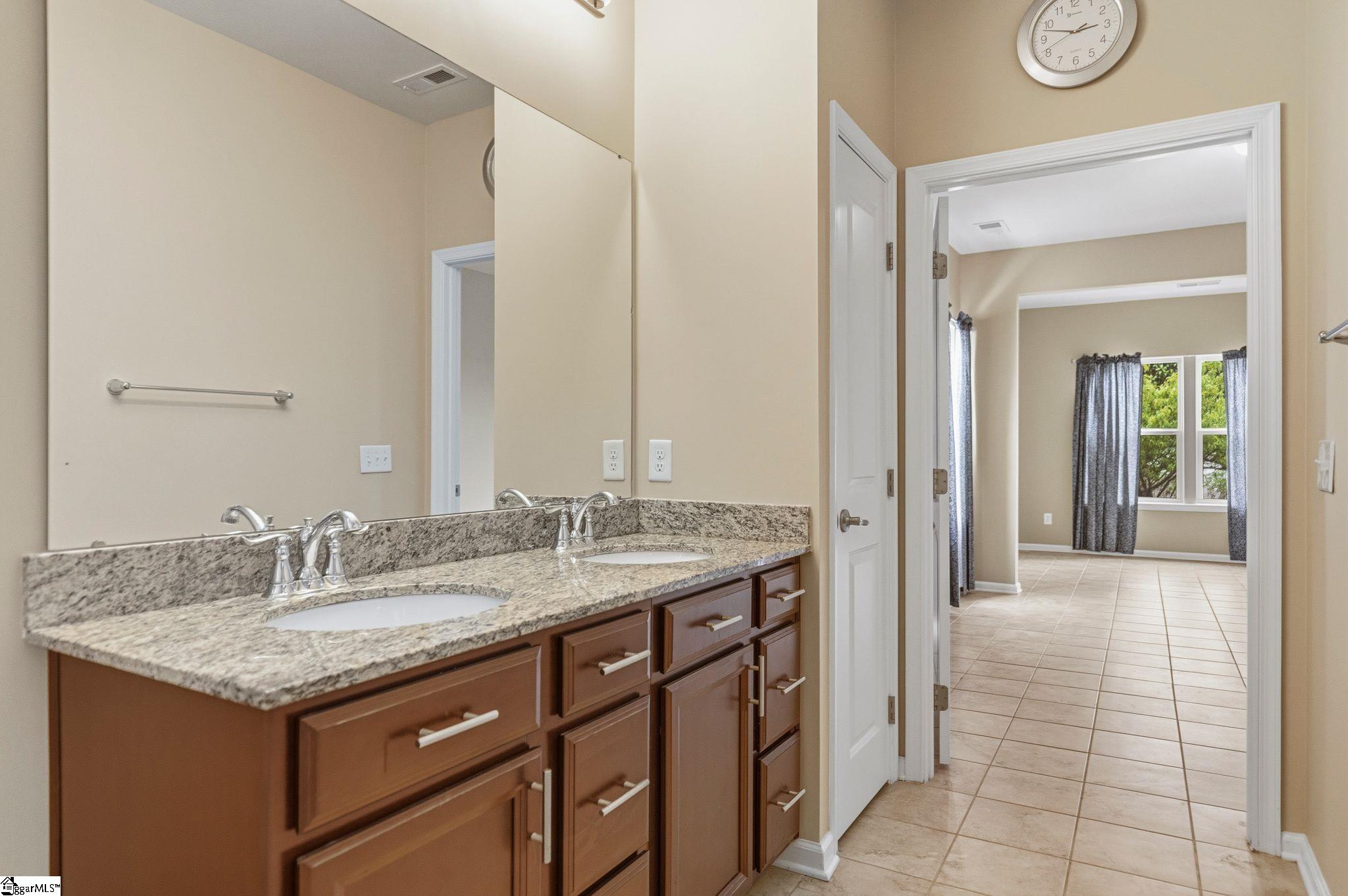 300 Bucklebury Road Greer, SC 29651 - Photo 30 of 48