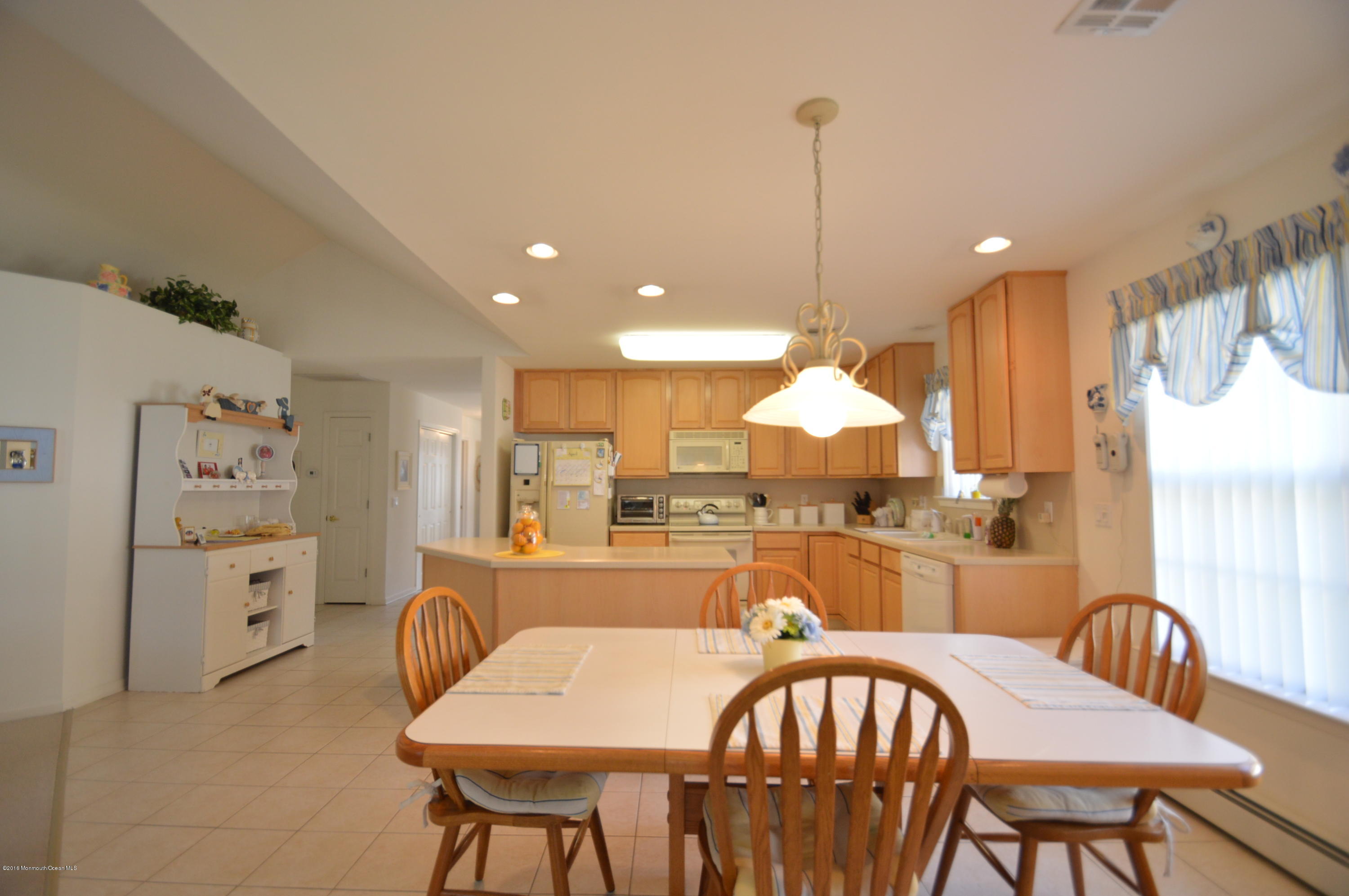 96 Clear Lake Road Whiting, NJ 08759 - Photo 16 of 43 DSC_0025