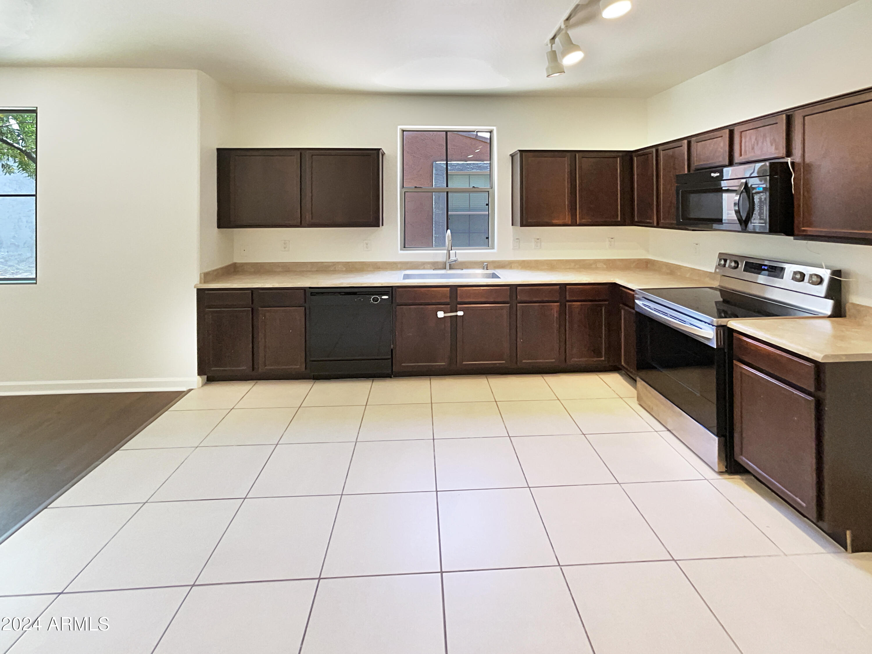 4760 West Carson Road Laveen, AZ 85339 - Photo 8 of 20 listing_7
