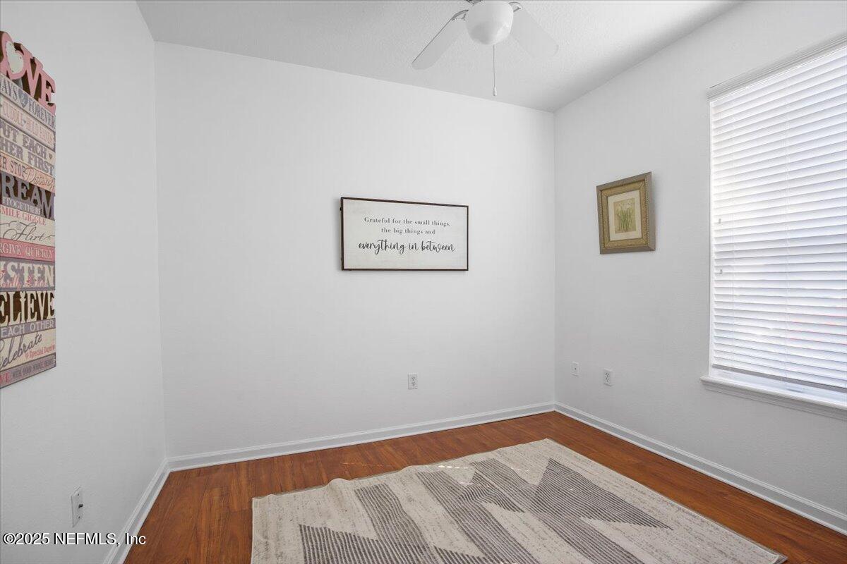 10550 Baymeadows Road, Unit 818 Jacksonville, FL 32256 - Photo 18 of 62 FRONT BEDROOM