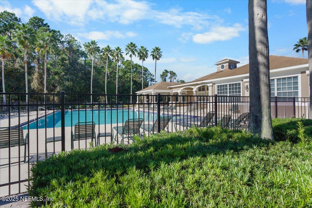 10550 Baymeadows Road, Unit 818 Jacksonville, FL 32256 - Photo 61 of 62 POOL