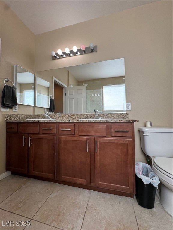 2128 Delmar Farms Court Laughlin, NV 89029 - Photo 21 of 36 Primary Bathroom with dual sinks.