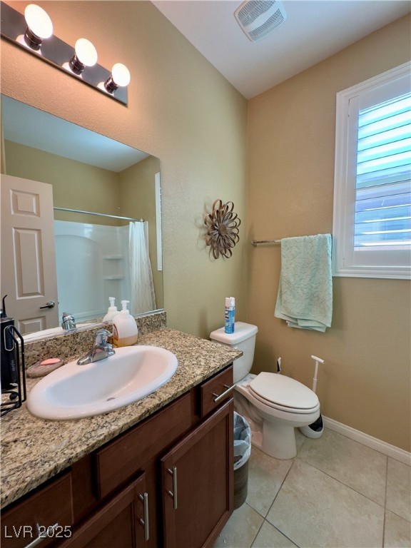 2128 Delmar Farms Court Laughlin, NV 89029 - Photo 28 of 36 Guest Bathroom