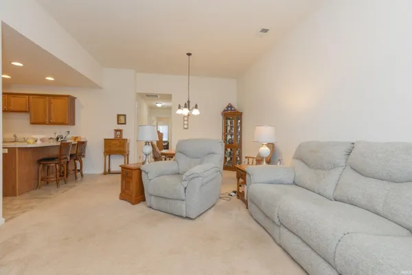 $208,900 | 4313 North Fulton Avenue, Evansville, IN 47710