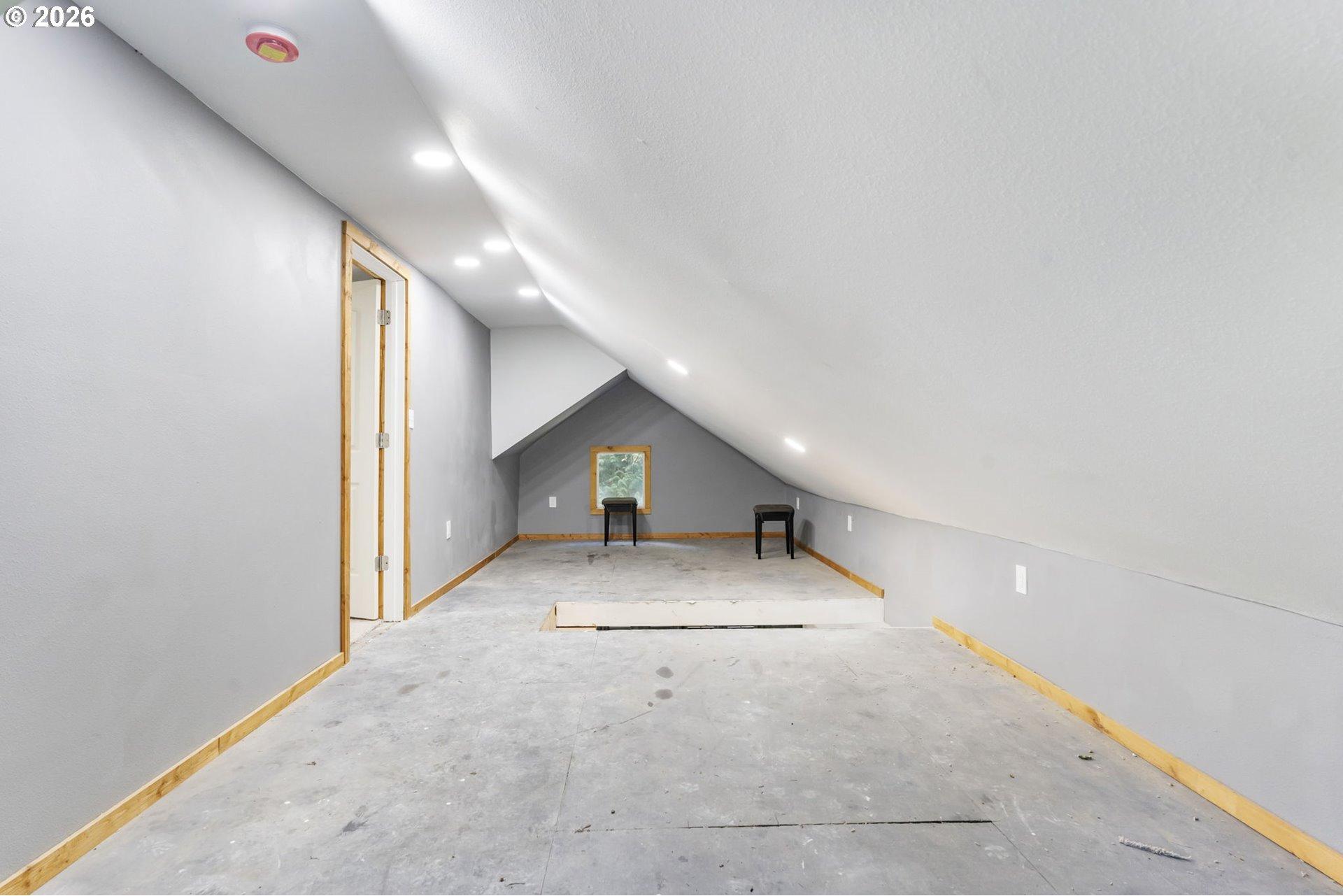 15055 Northwest Cornelius Pass Road Portland, OR 97231 - Photo 24 of 48 Gallery Image 24