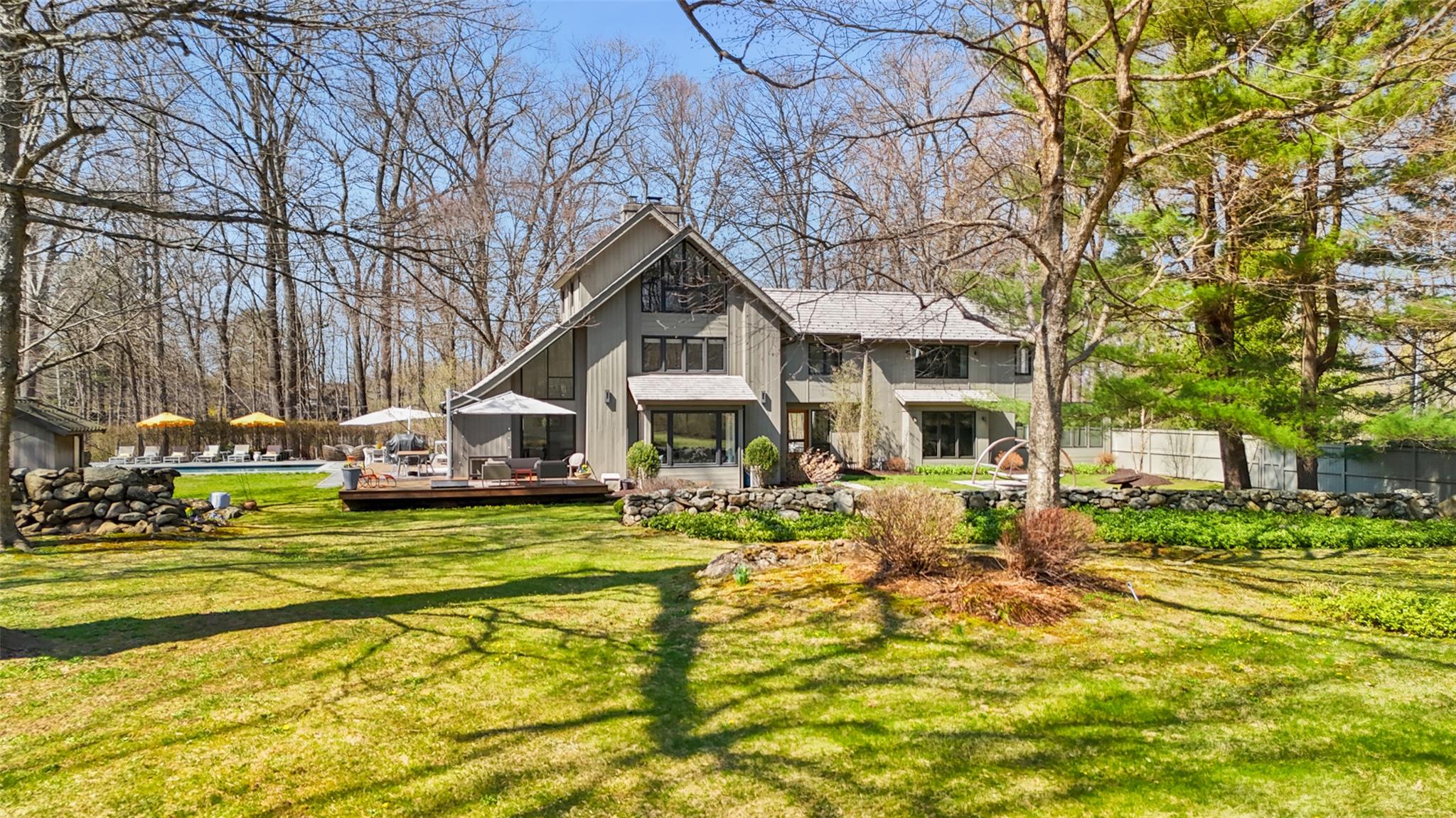 85 Girdle Ridge Road Katonah, NY 10536 - Photo 1 of 1 Gallery Image 1