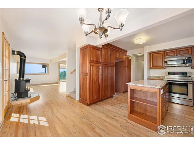 $925,000 | 3805 Davis Ranch Road, Bellvue, CO 80512