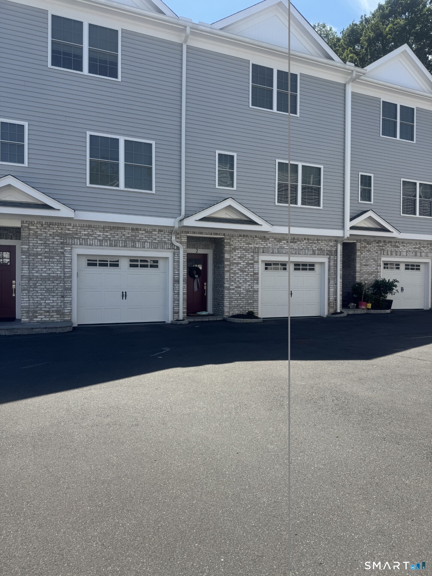 6 Beacon Square, Unit 2 Fairfield, CT 06825 - Photo 1 of 30