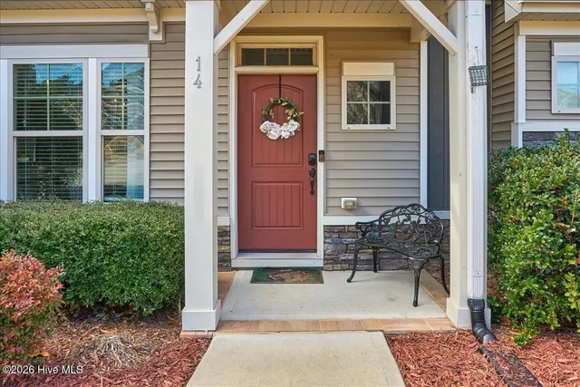 $585,000 | 14 Victoria Drive, Whispering Pines, NC 28327