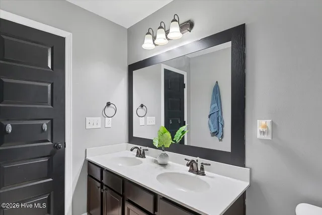 $585,000 | 14 Victoria Drive, Whispering Pines, NC 28327