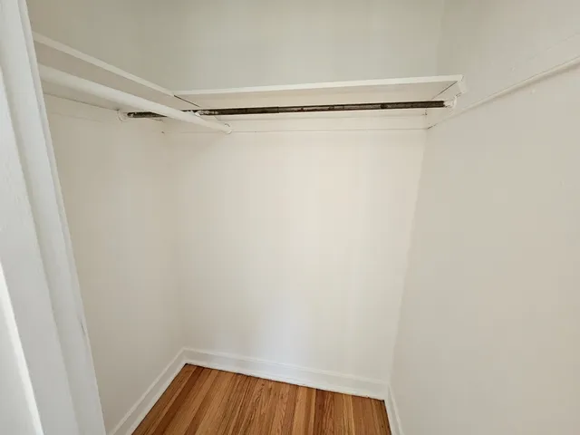 $1,400 | 5507 North Campbell Avenue, Unit 3N, Chicago, IL 60625