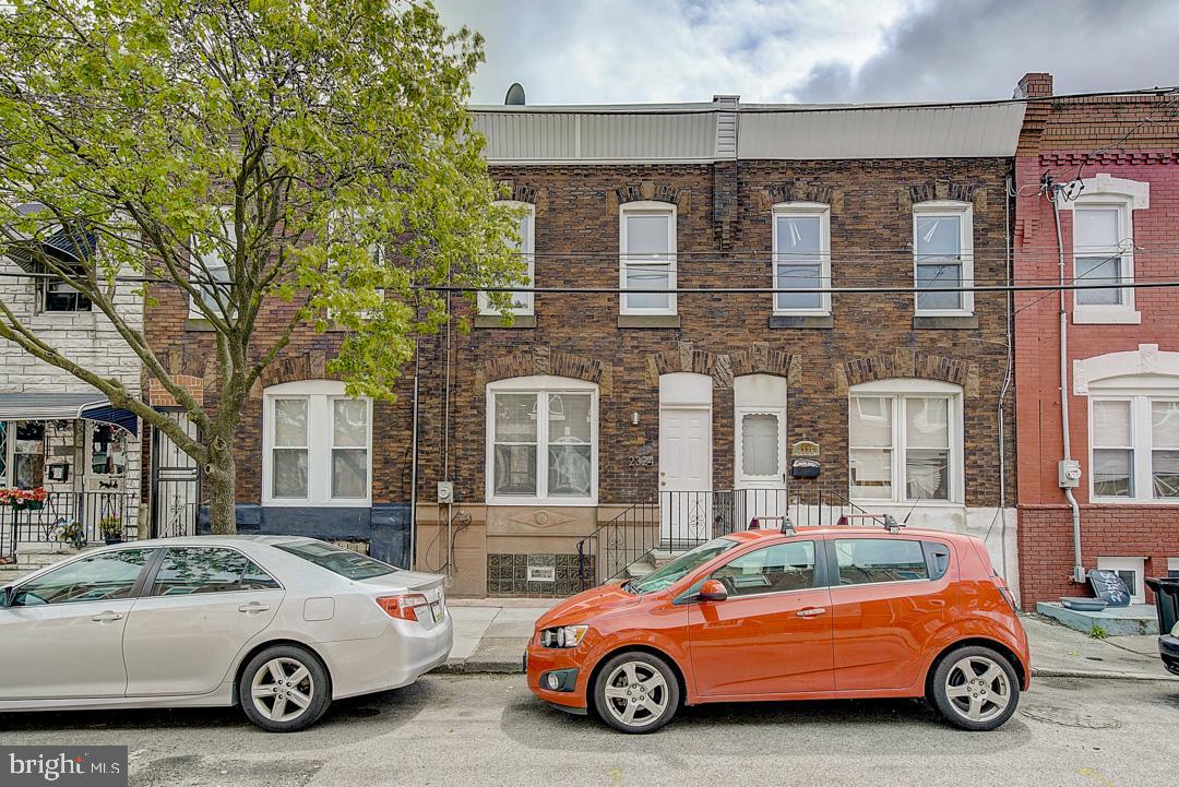 2324 Fernon Street Philadelphia, PA 19145 - Photo 1 of 31