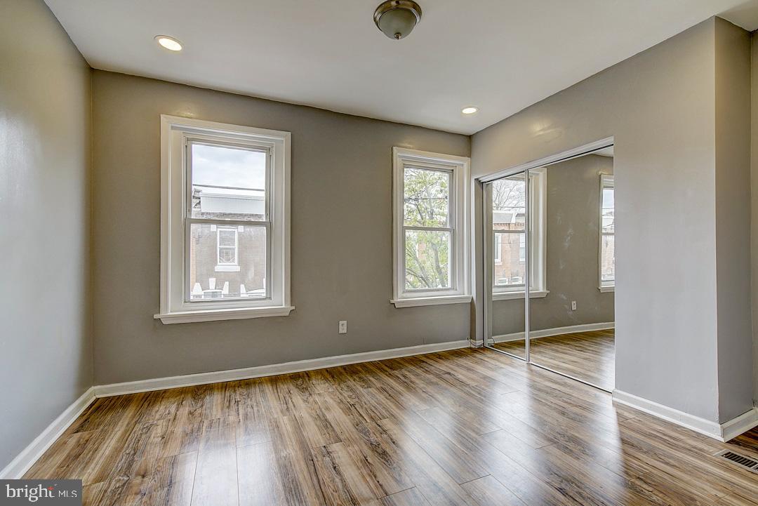 2324 Fernon Street Philadelphia, PA 19145 - Photo 12 of 31