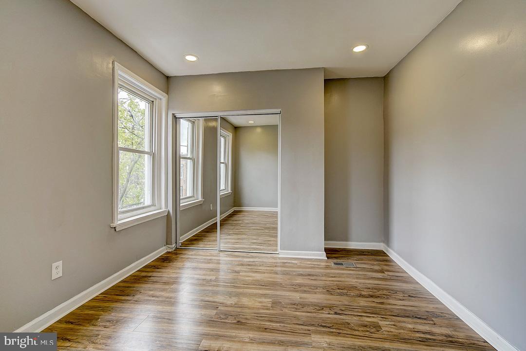 2324 Fernon Street Philadelphia, PA 19145 - Photo 15 of 31