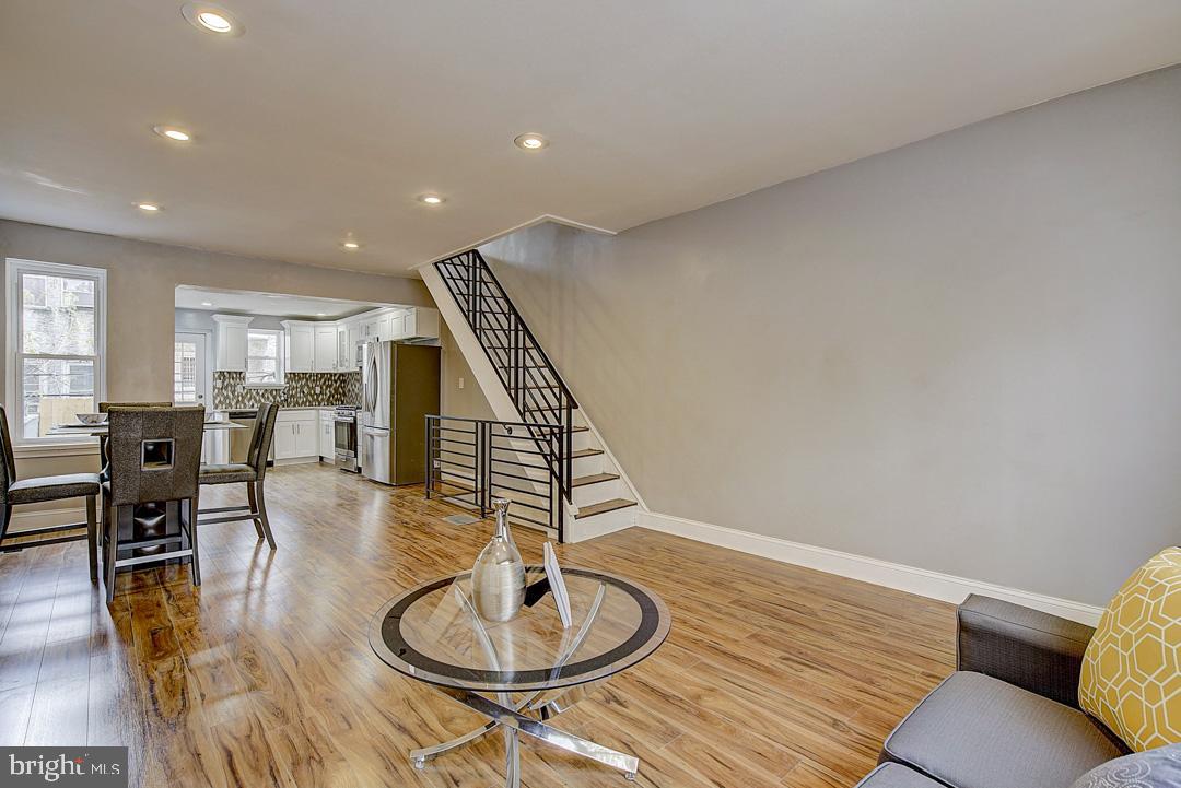 2324 Fernon Street Philadelphia, PA 19145 - Photo 4 of 31