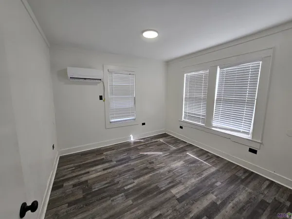 $950 | 2920 Sherwood Street, Unit E, Baton Rouge, LA 70805