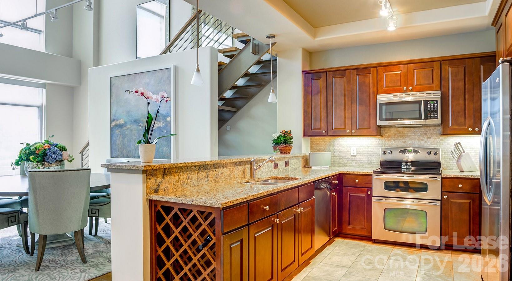 4300 Sharon Road, Unit PH1 Charlotte, NC 28211 - Photo 14 of 33