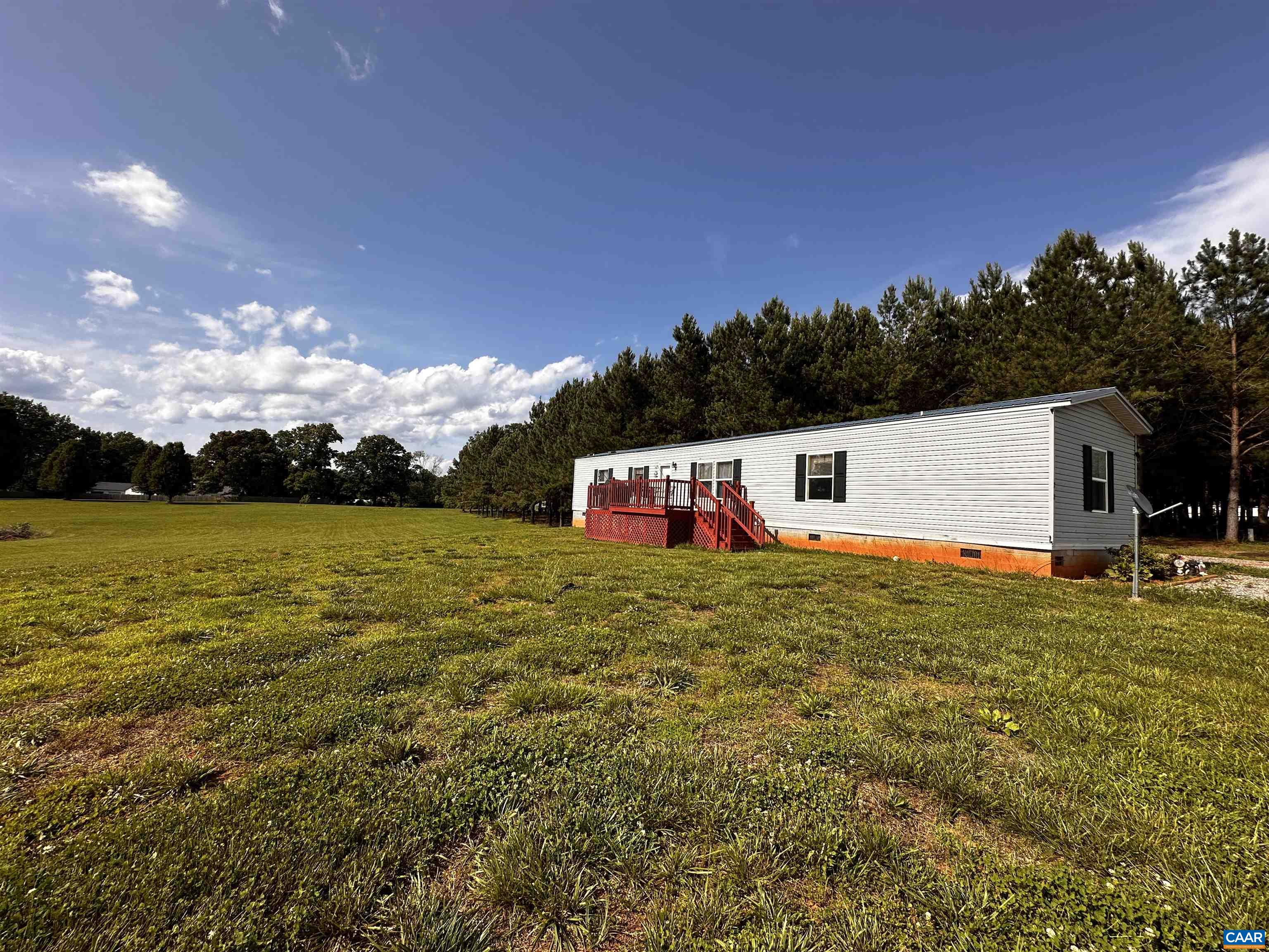 1625 South Constitution Route Dillwyn, VA 23936 - Photo 30 of 30 a front view of house with yard and trees