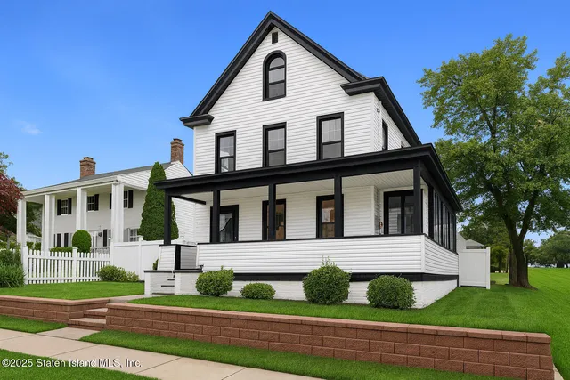 $959,000 | 5396 Arthur Kill Road | Tottenville