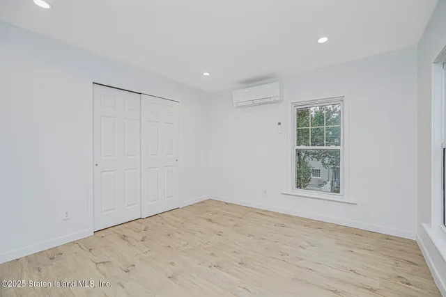 $959,000 | 5396 Arthur Kill Road | Tottenville