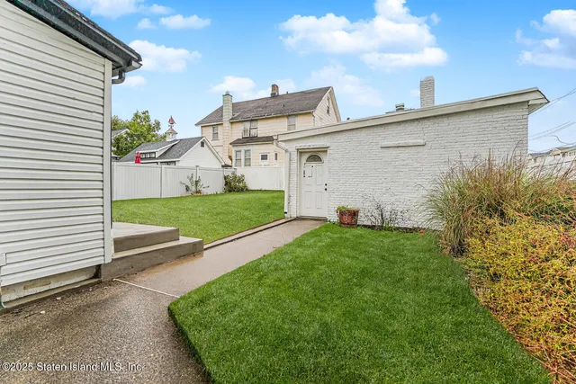 $959,000 | 5396 Arthur Kill Road | Tottenville