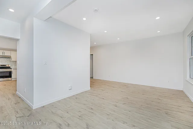 $959,000 | 5396 Arthur Kill Road | Tottenville