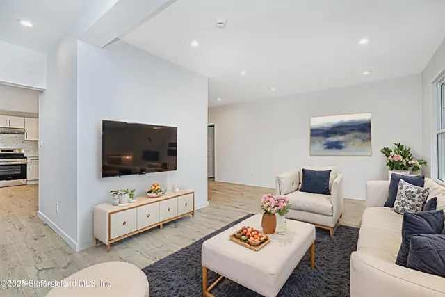 $959,000 | 5396 Arthur Kill Road | Tottenville