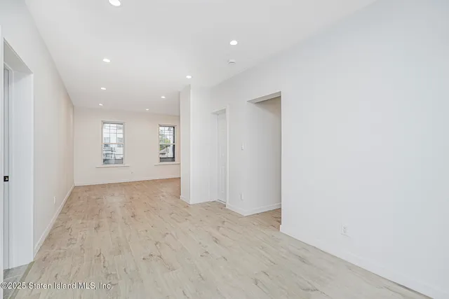 $959,000 | 5396 Arthur Kill Road | Tottenville