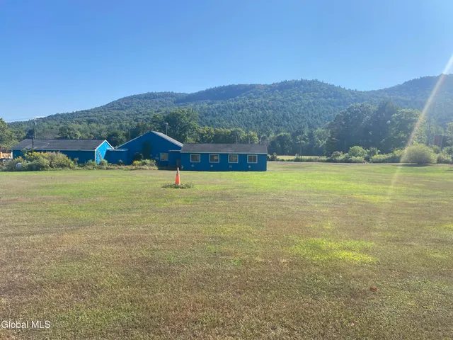 $305,000 | 7 Smith Road, Petersburgh, NY 12138