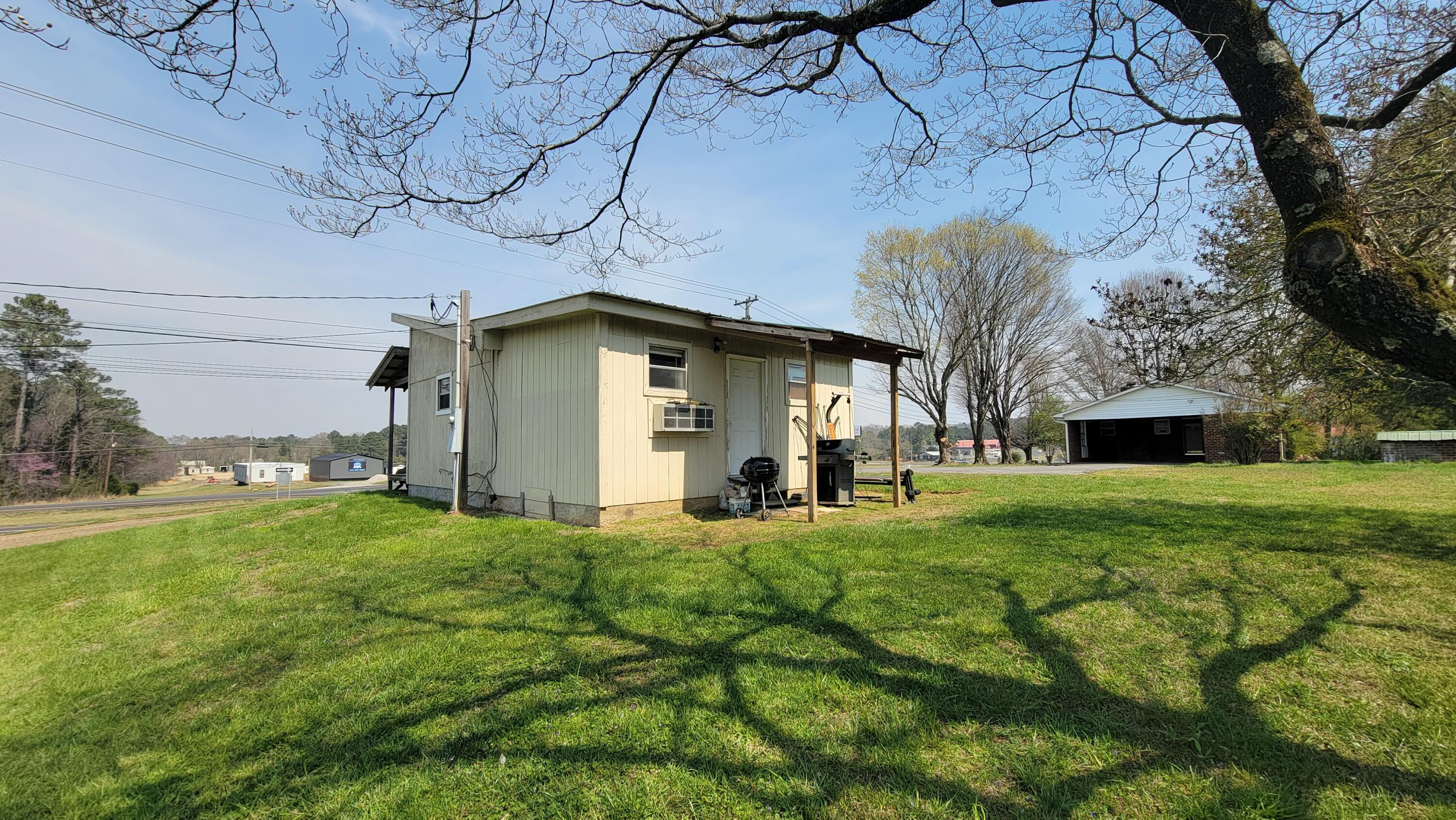 5714 Waterlevel Highway Cleveland, TN 37323 - Photo 35 of 36 Tiny Home Rear Exterior