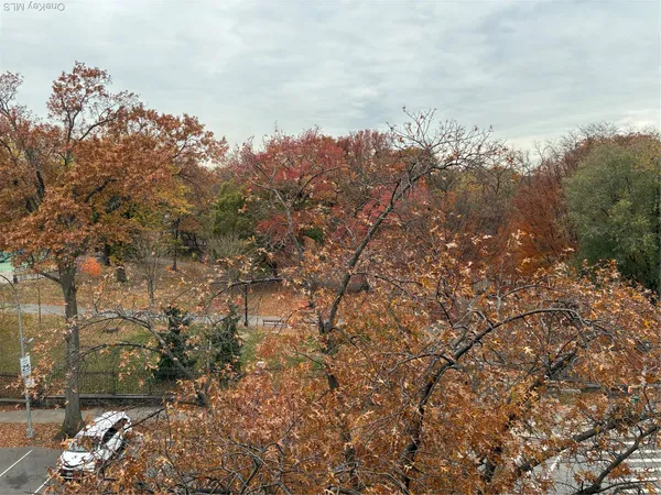 $1,800 | 610 Waring Avenue, Unit 5G | Bronxwood