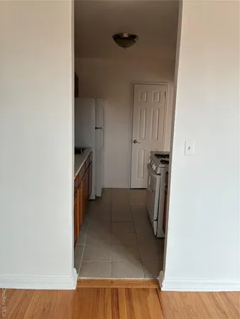 $1,800 | 610 Waring Avenue, Unit 5G | Bronxwood