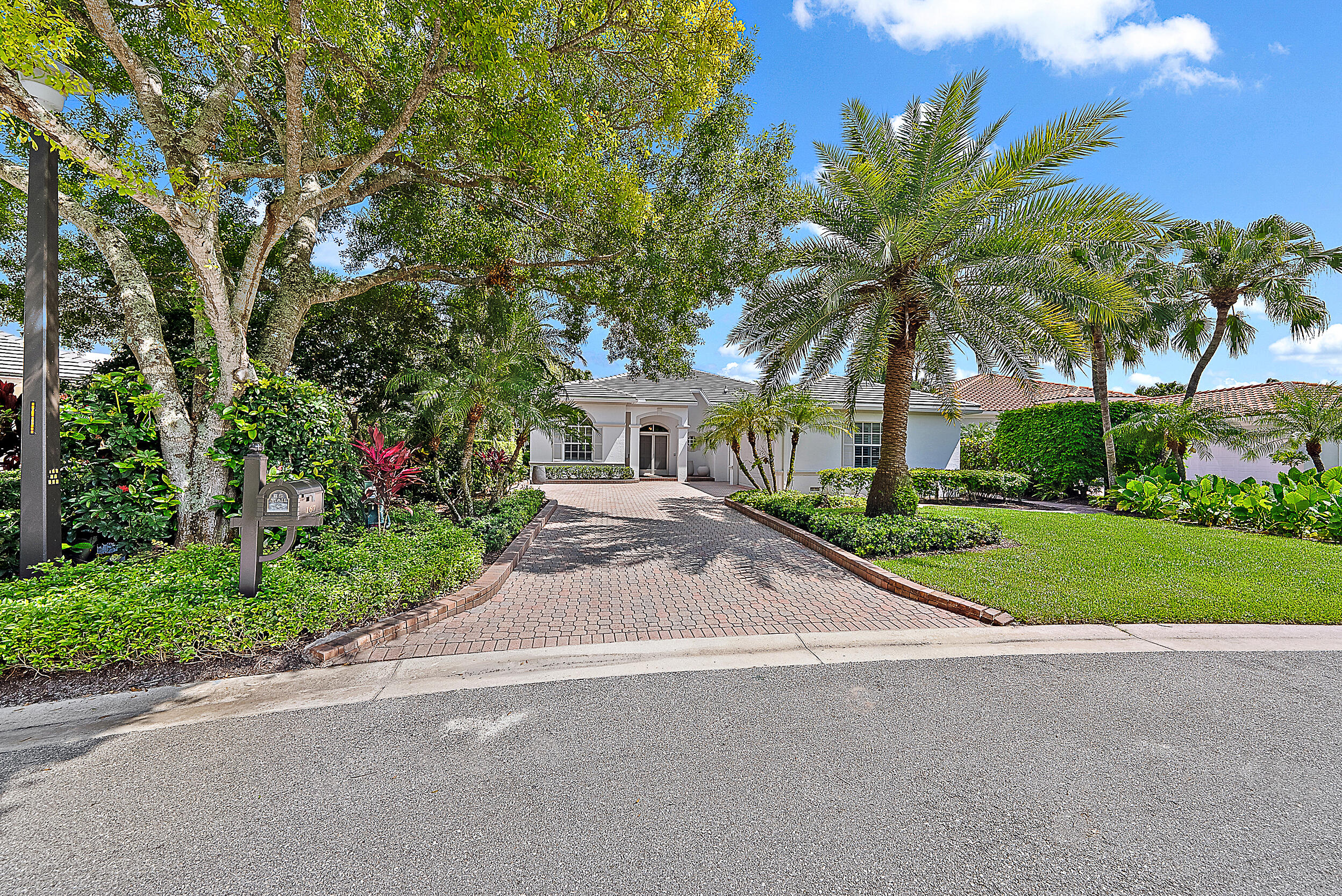 167 North Village Way Jupiter, FL 33458 - Photo 17 of 30 167 N Village Way-1