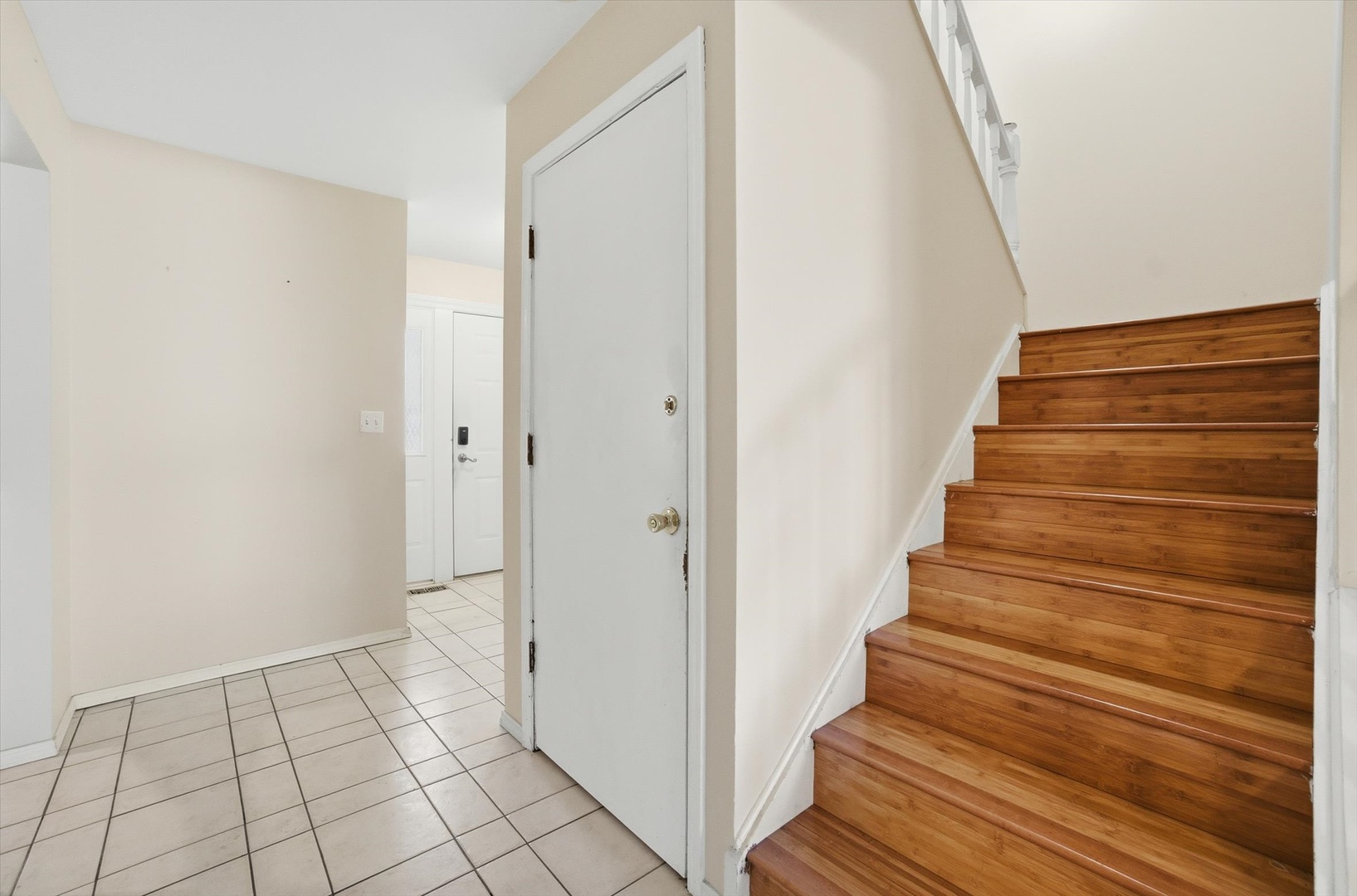 413 Buffalo Trail Wheeling, IL 60090 - Photo 12 of 30