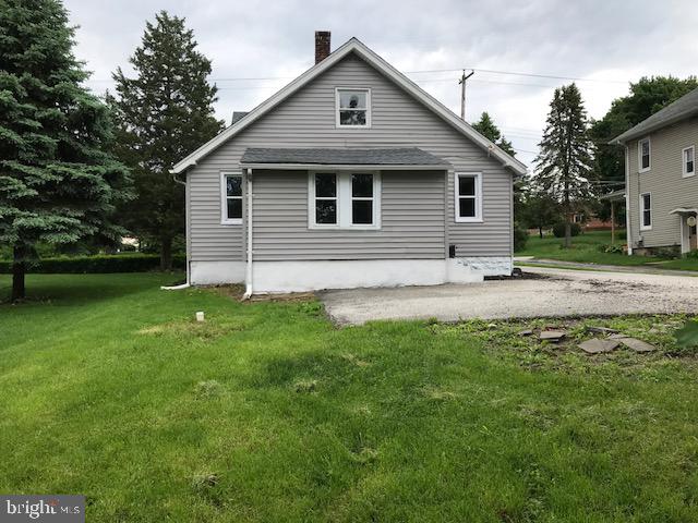 320 Hanover Road York, PA 17408 - Photo 8 of 42 Gallery Image 8