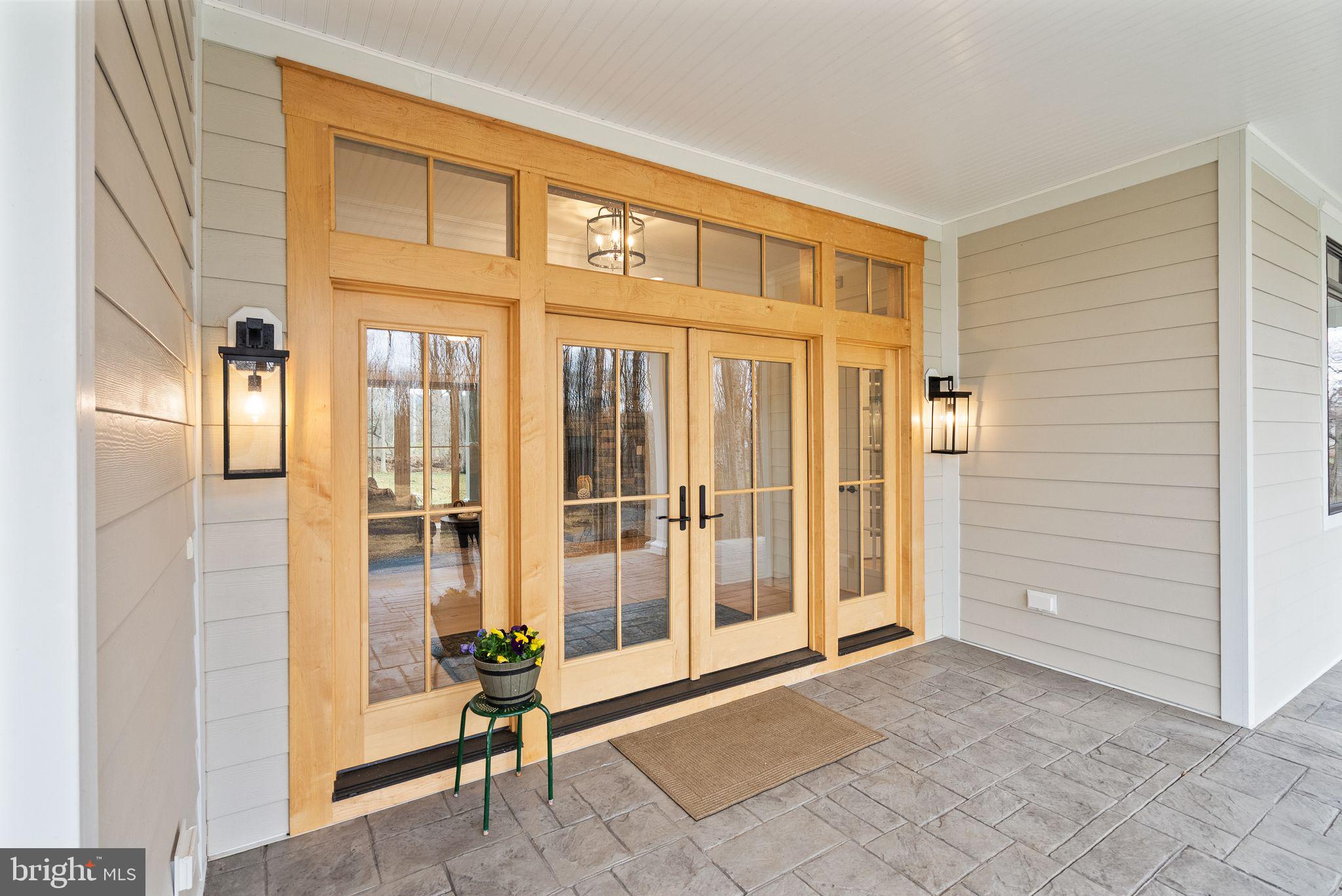 17819 Yatton Road Round Hill, VA 20141 - Photo 5 of 92 Elegant maple entrance double doors