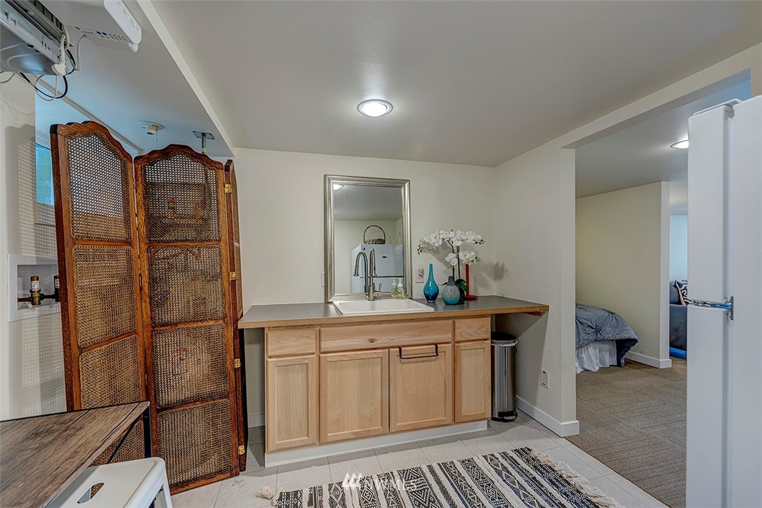 18742 Ridgefield Road Northwest Shoreline, WA 98177 - Photo 22 of 32 Gallery Image 22