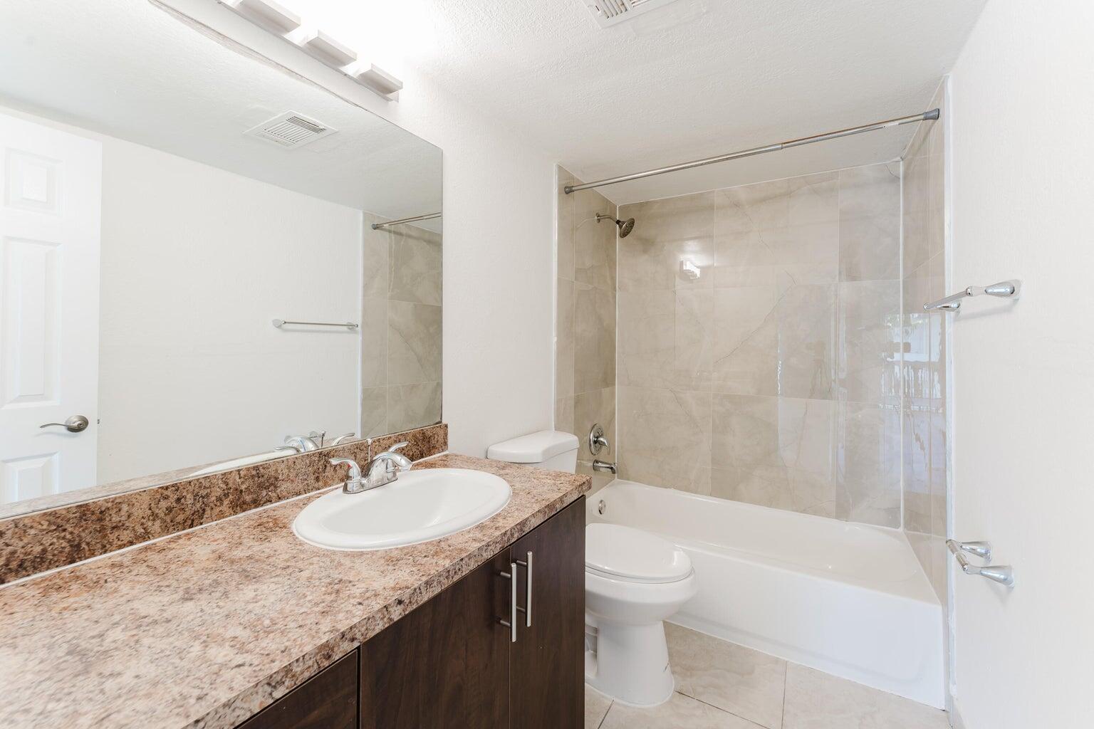201 Southwest 7th Street, Unit 9 Boca Raton, FL 33432 - Photo 11 of 31 11