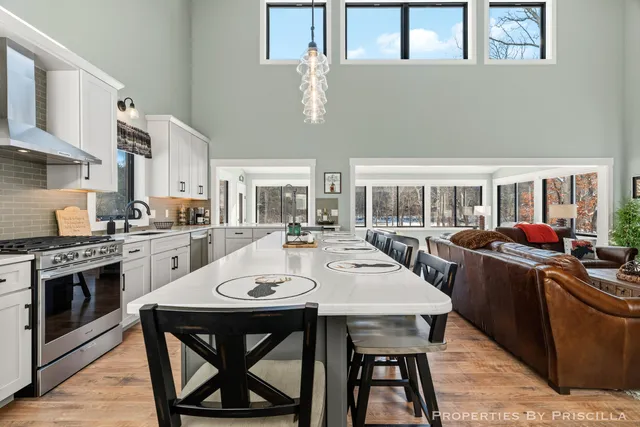 $1,500,000 | 3008 East Upper Field Trail, Newaygo, MI 49337